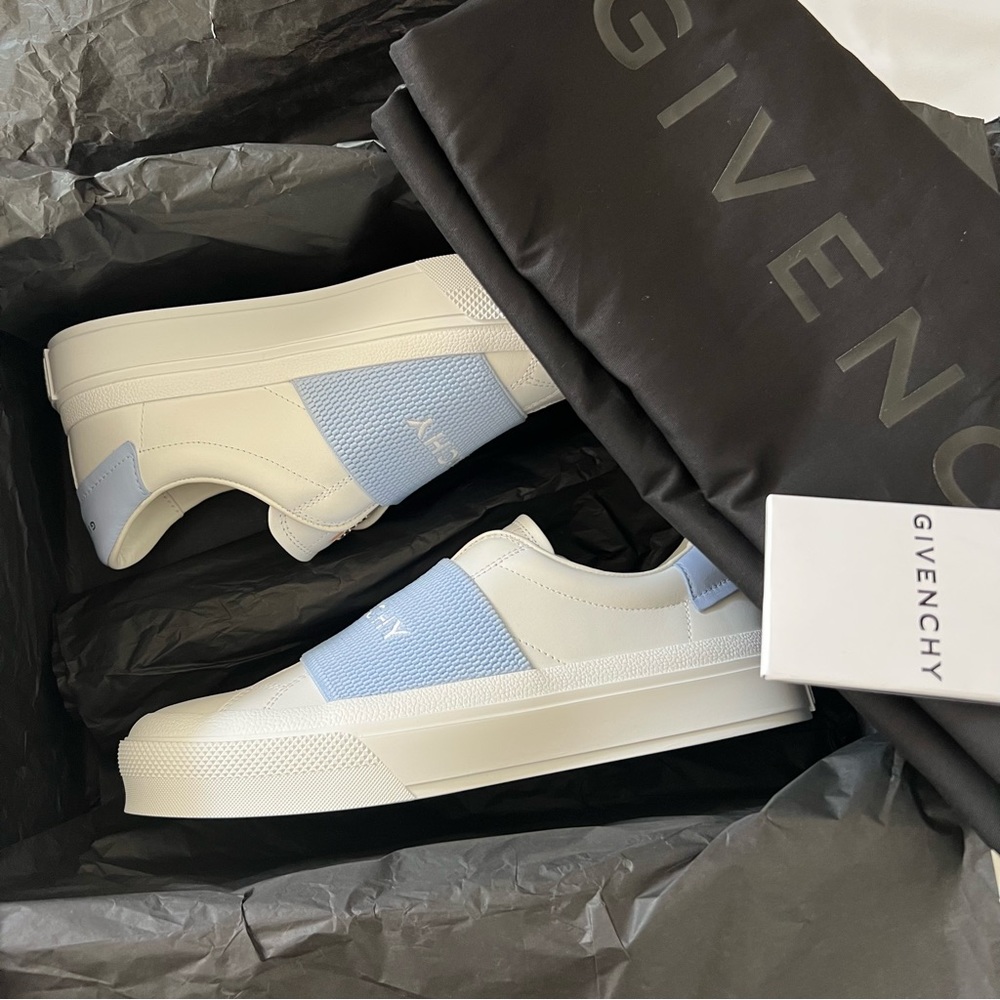 Givenchy City sport leather sneakers - Picture 3 of 7